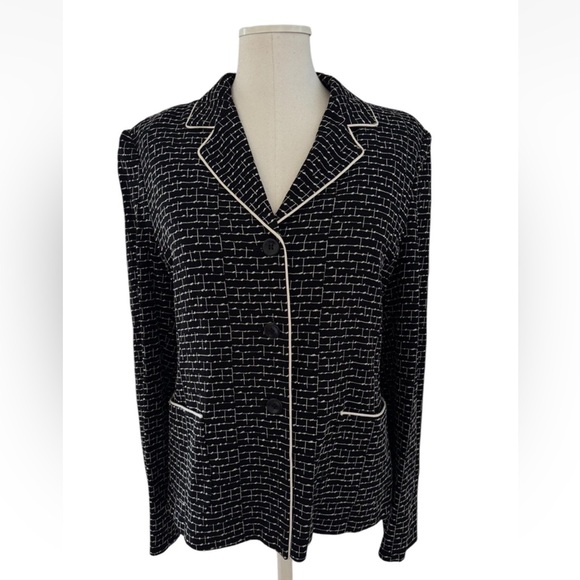 MaxMara Jackets & Blazers - MaxMara Black and White Sz 10 Women’s Jacket Blazer Italy